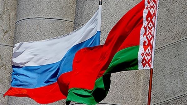 Белоруссия выставит счет России за инцидент с грязной нефтью