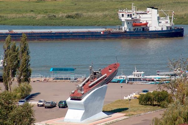 Для повышения турпотока на набережной Азова планируют построить причал для судов