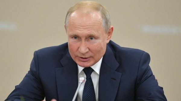 Рубль может стать дополнительным средством расчетов между странами БРИКС – Путин